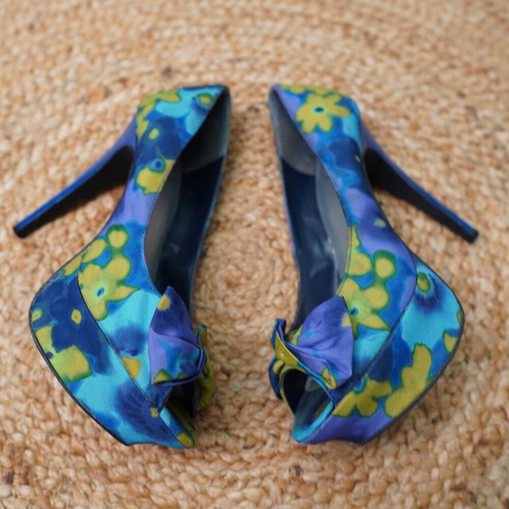 Jessica Simpson Peep Toe Floral Heels 7.5